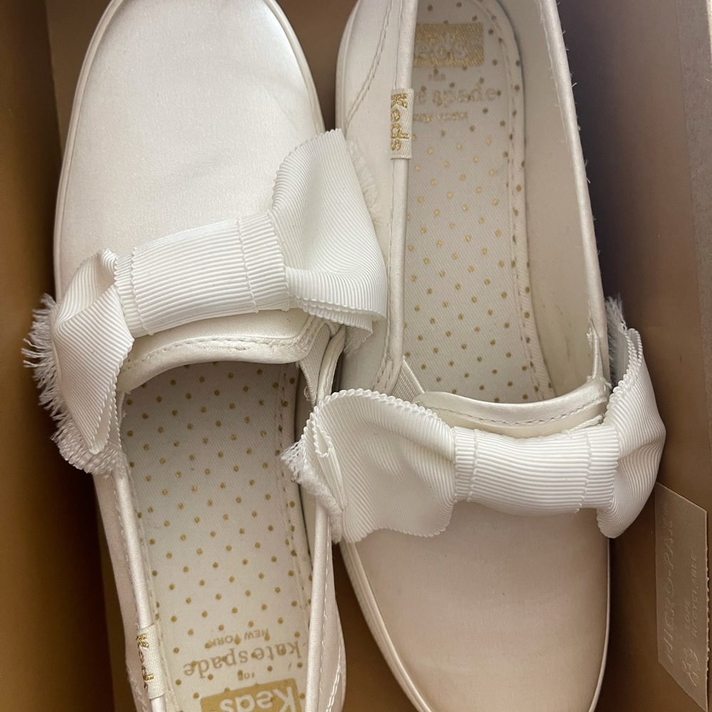 Girls shoes